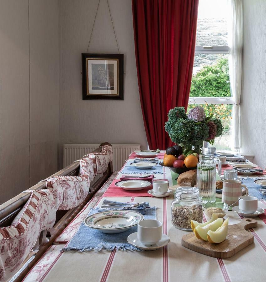 The Old Monastery Guesthouse Cahersiveen Esterno foto